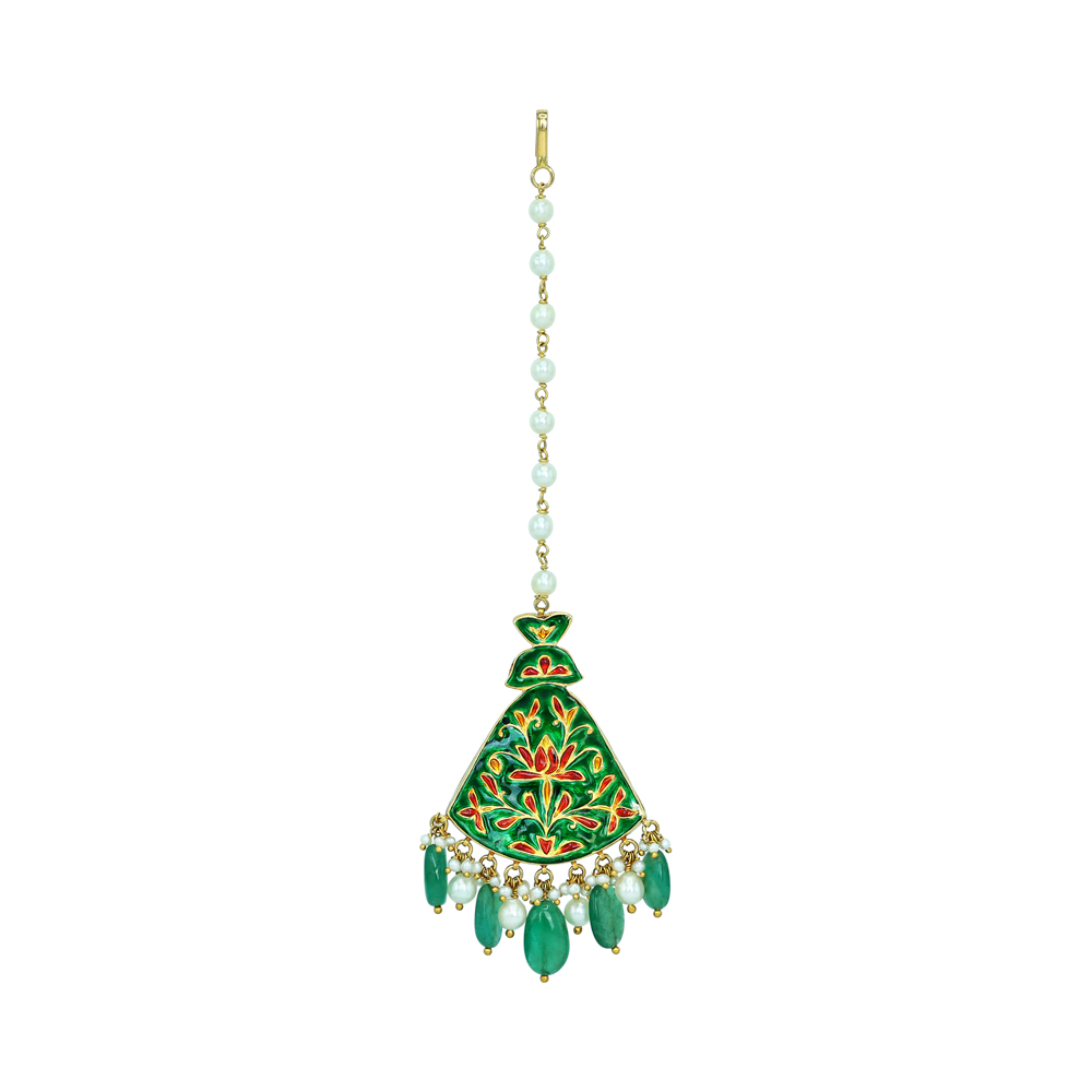 Triangular Polki Mangtikka with Emerald and Pearls